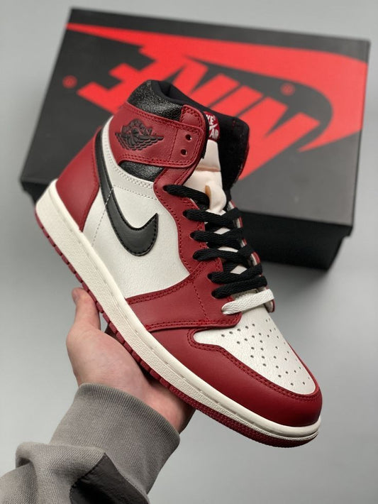 Nike Air Jordan 1 Chicago L&F In hand | From Xkix